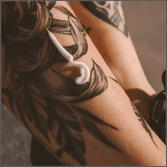 CREMA HUMECTANTE PARA CUIDAR LOS TATUAJES